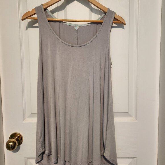 Sweet Legs Swing Tank - Picture 1 of 1
